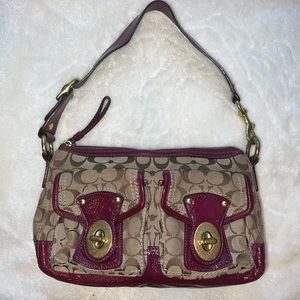 Vintage Coach Turn Lock Shoulder Bag in Tan/Wine